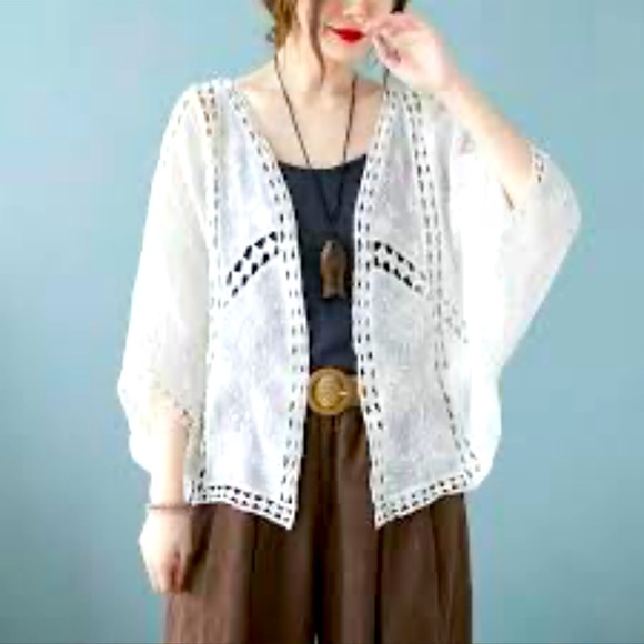 Anthropologie Tops - NEW Anthropologie white bat wing sleeved open front short kimono cardigan
